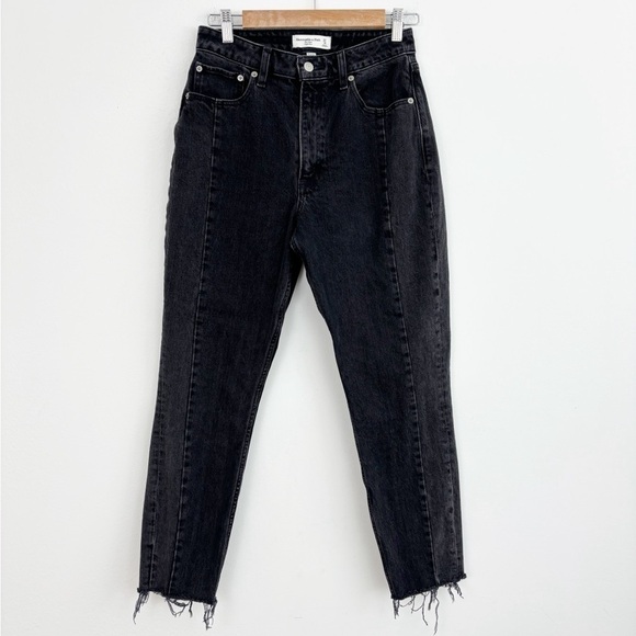 Abercrombie & Fitch Black The Mom High Rise Curve Frayed Hem Jeans Size 27/4 - Picture 1 of 13
